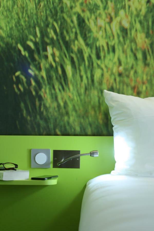 Ibis Styles Toulouse Labege Hotel Exterior foto